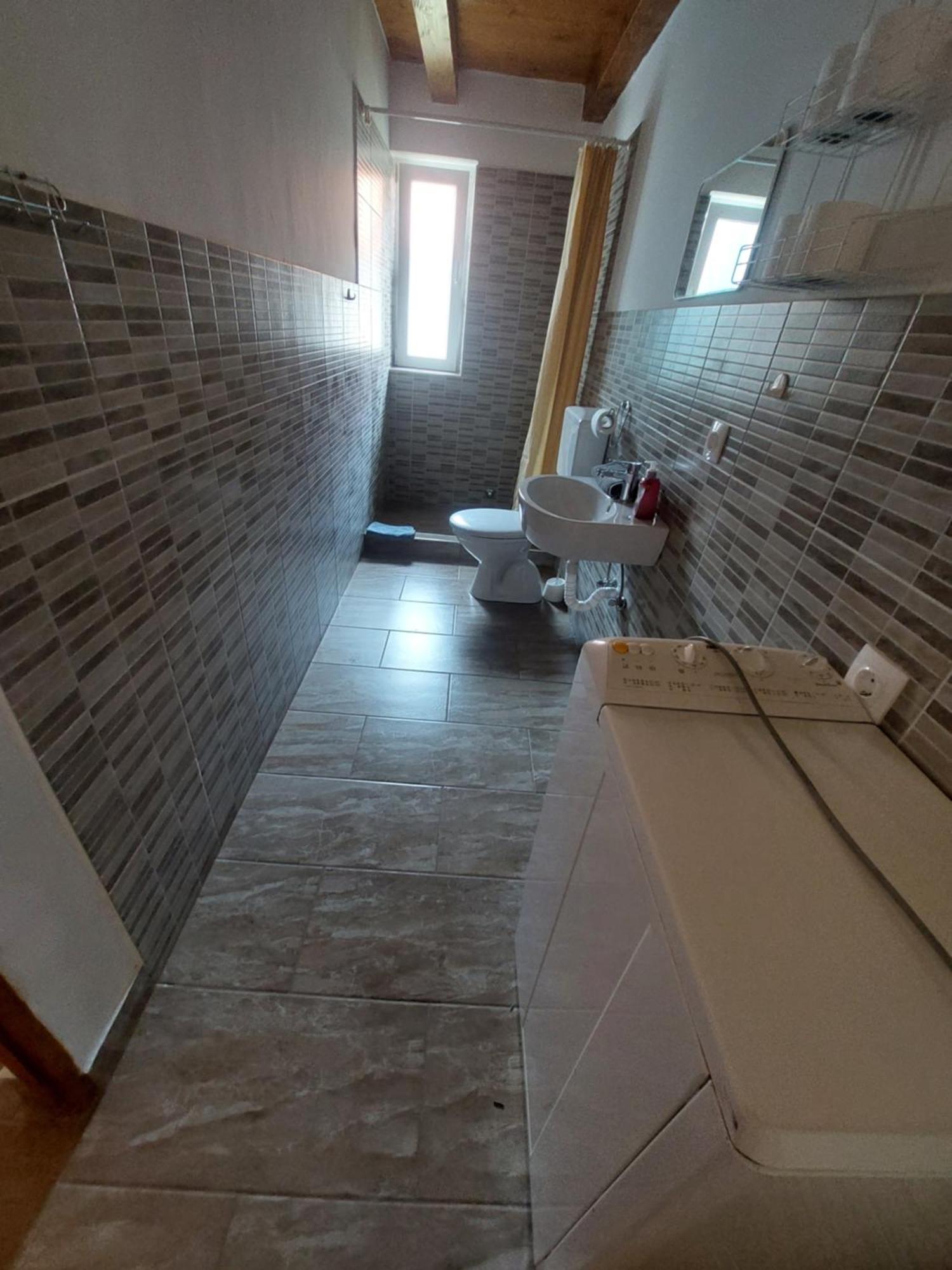 Orban Nyaralohaz Villa Kovagoors Bagian luar foto